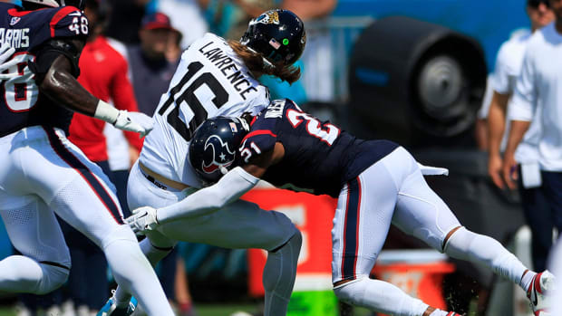 Texans CB Steven Nelson tackles Jaguars QB Trevor Lawrence